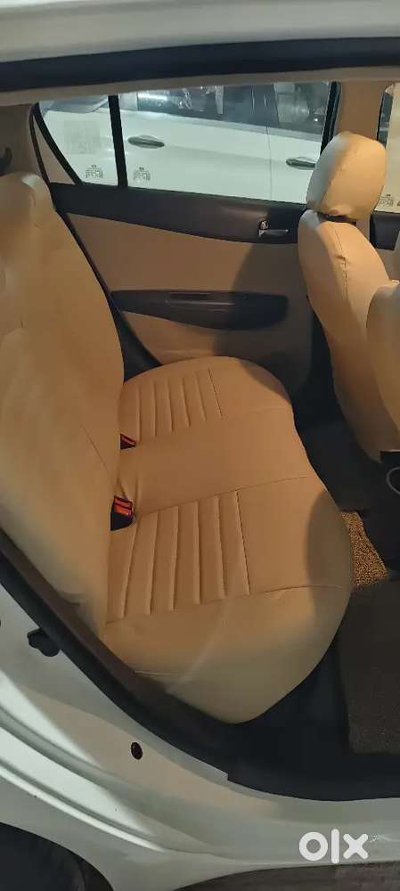 Hyundai I20 Magna Petrol 2012