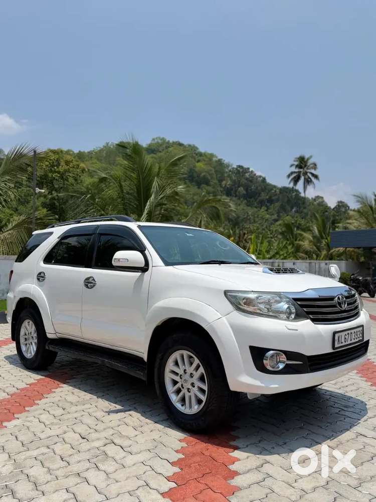 Fortuner 2wd Diesel Automatic Showroom Condition