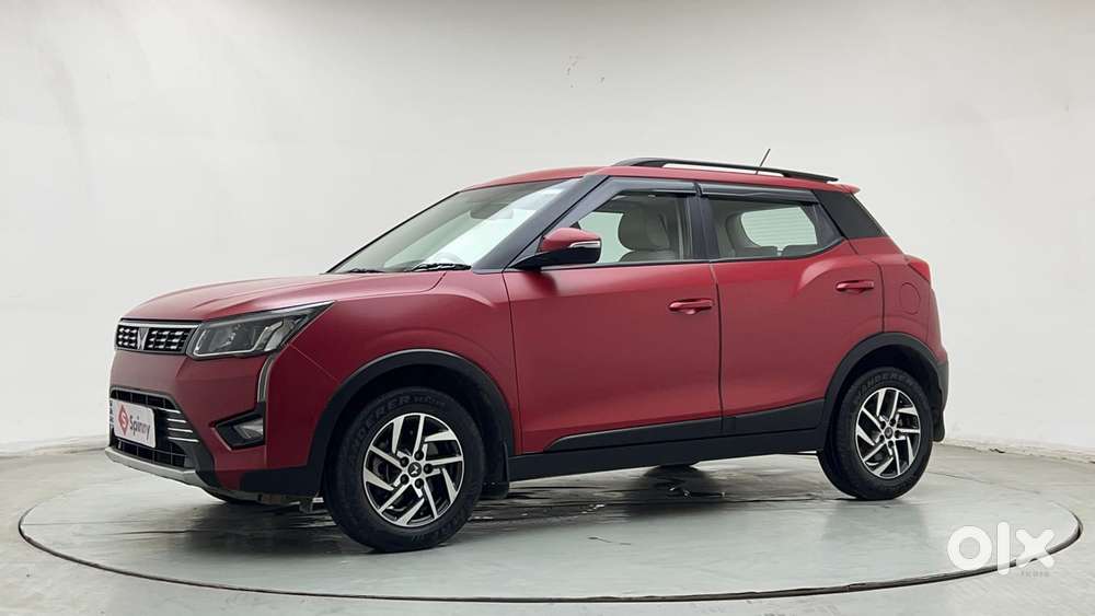 Mahindra Xuv300 W8 (o) 1.5 Diesel Amt, 2023, Diesel