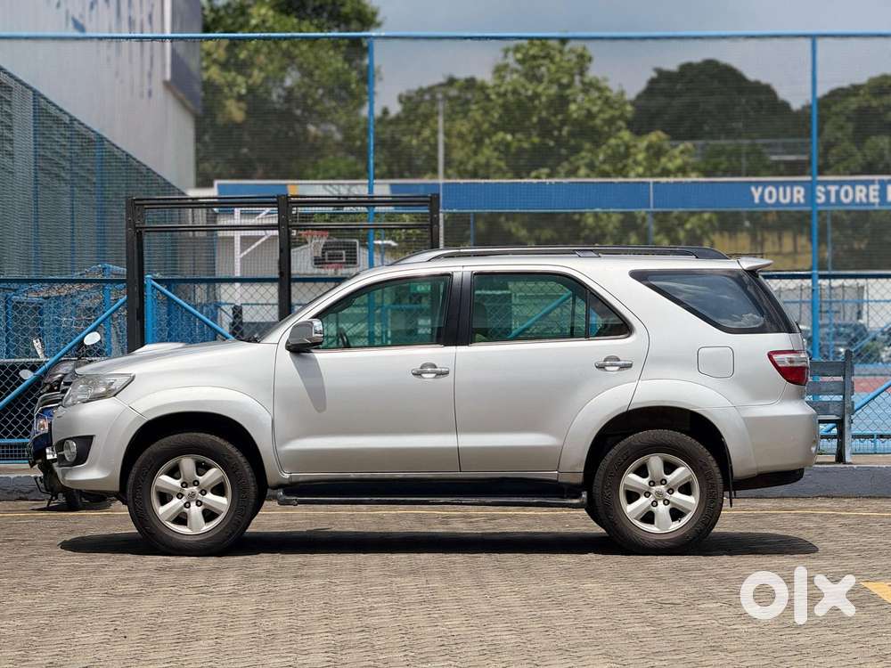 Toyota Fortuner 3.0 4x4 Manual, 2009, Diesel