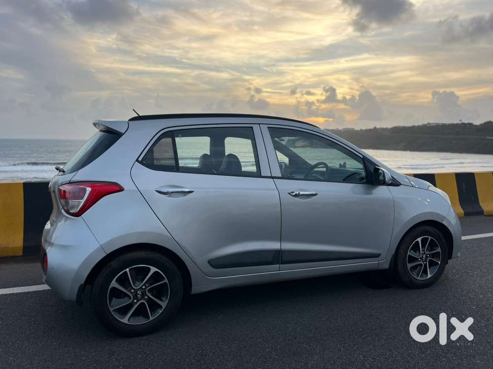 Hyundai Grand I10 Asta Petrol 2017