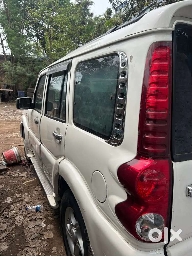 Mahindra Scorpio 2011 Diesel 100200 Km Driven