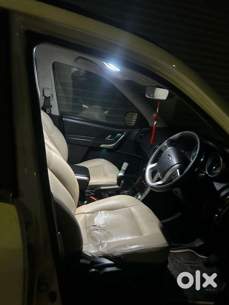 Mahindra Xuv500 2018 Diesel 60000 Km Driven