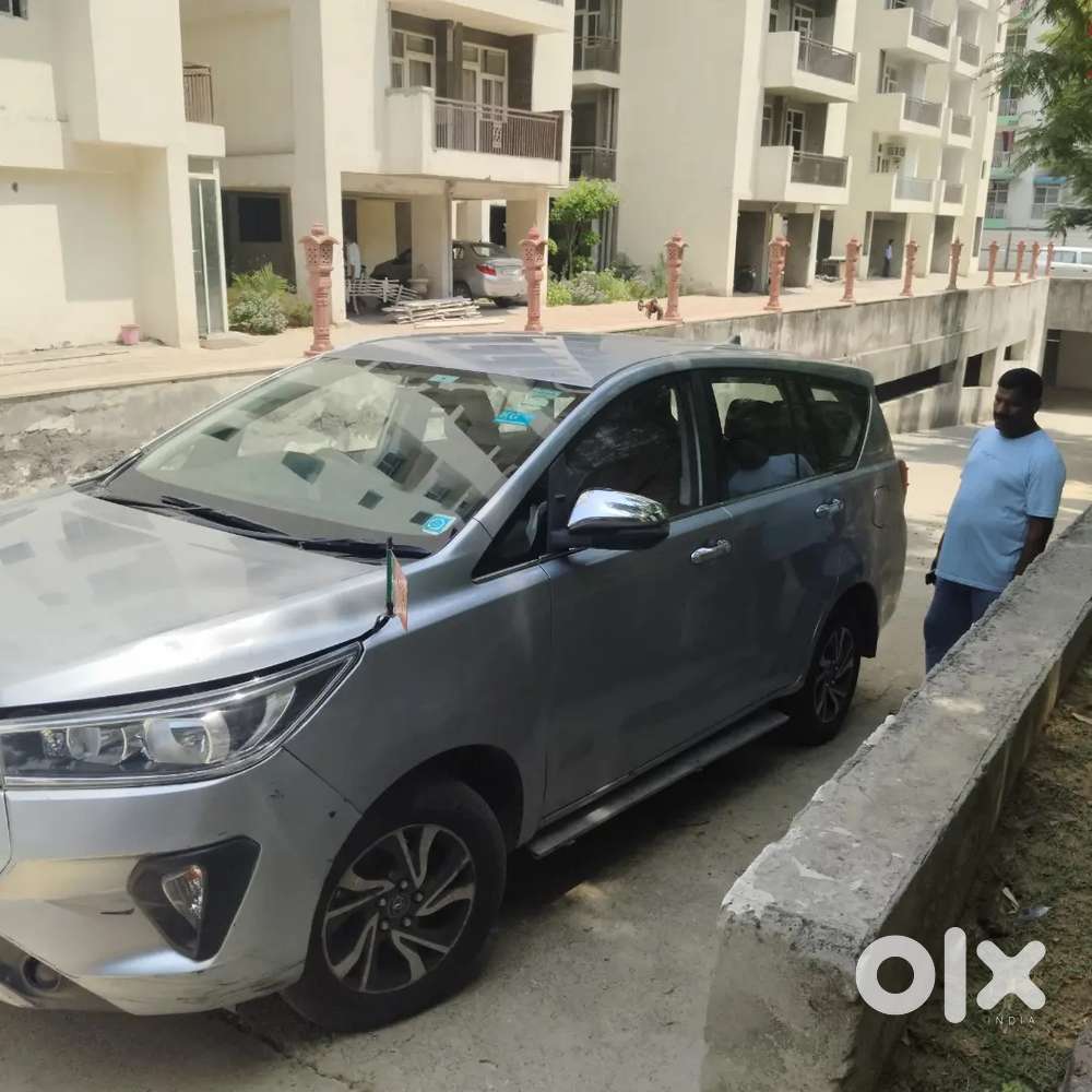 Toyota Innova Crysta2.4 G Amt 2021