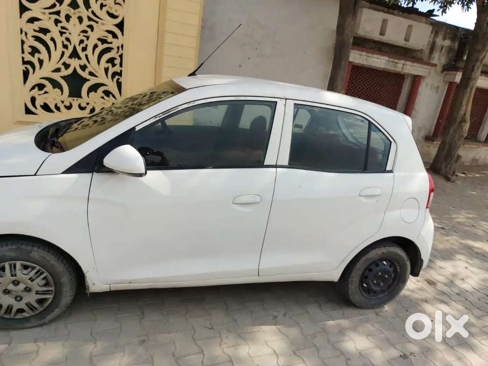 Fully Loaded Car With Company Fitted Cng