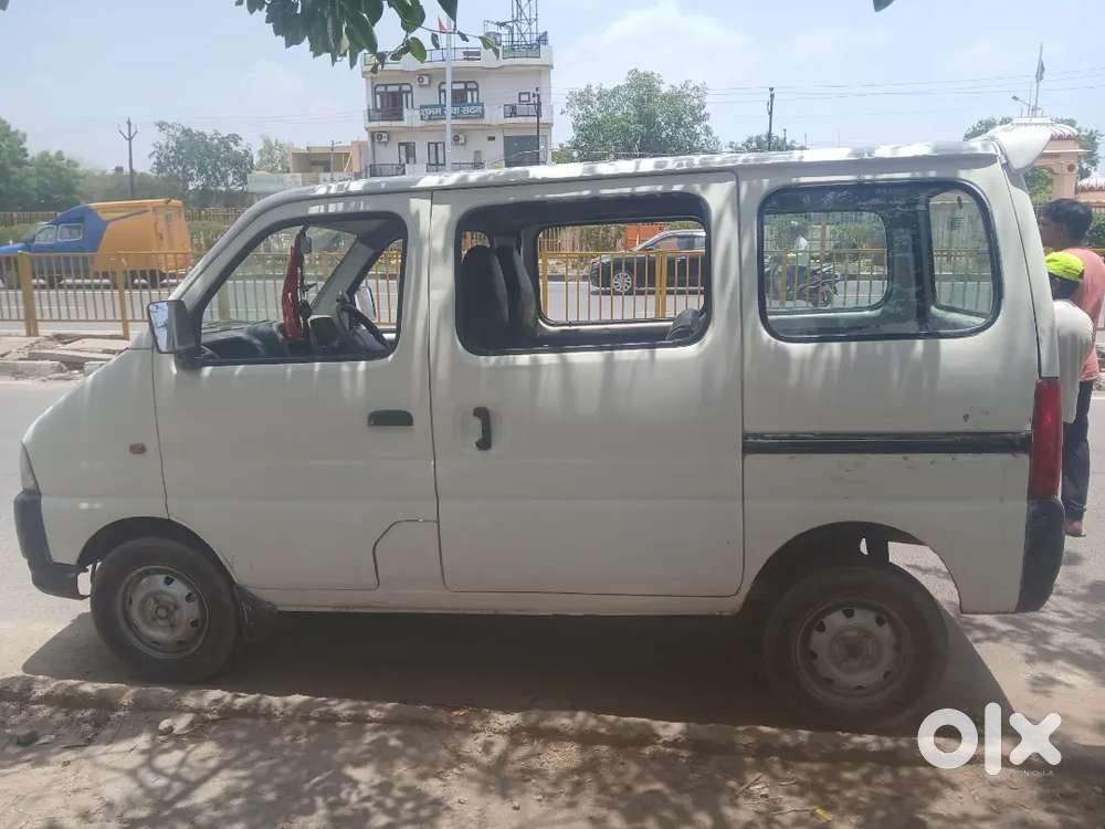 Maruti Suzuki Eeco 2017
