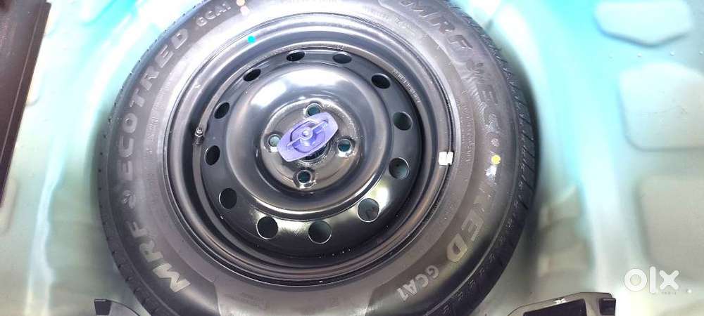 Maruti Suzuki Swift Vxi Optional, 2025, Petrol