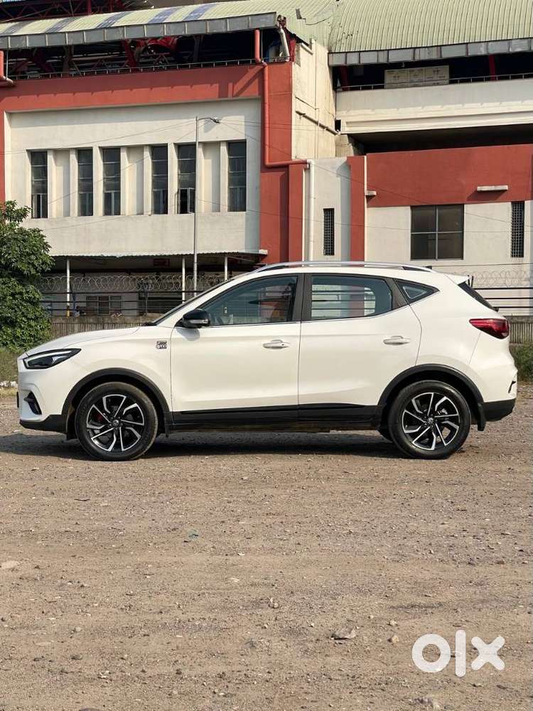 Mg Astor 1.5 Savvy Cvt S Red, 2023, Petrol