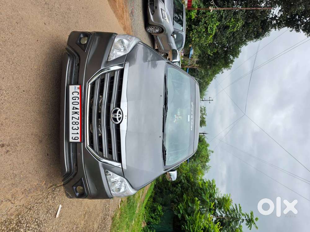 Toyota Innova 2.0 G1 2014