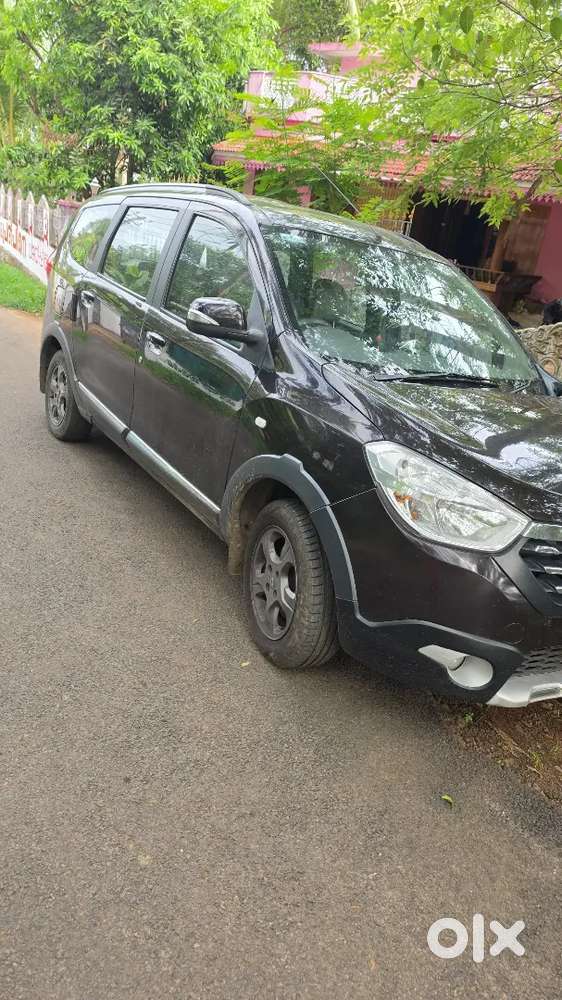 Renault Lodgy 2015 Diesel 100000 Km Driven