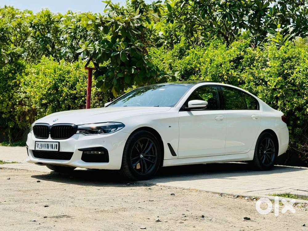 Bmw 3 Series 330i, 2022, Petrol