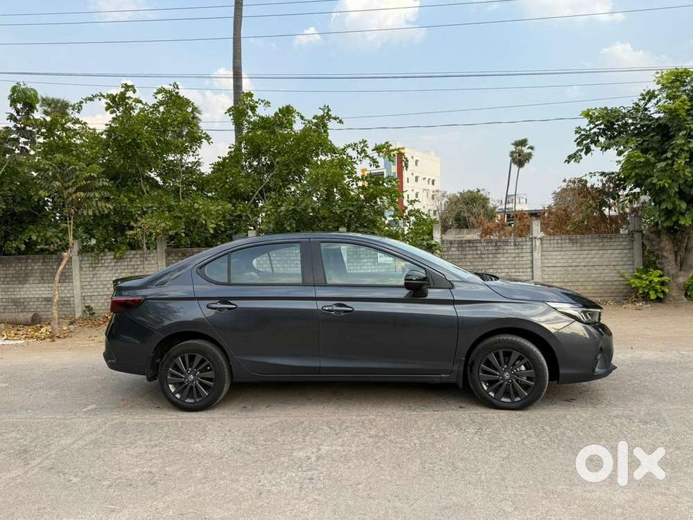 Honda City 2025 Petrol 14572 Km Driven