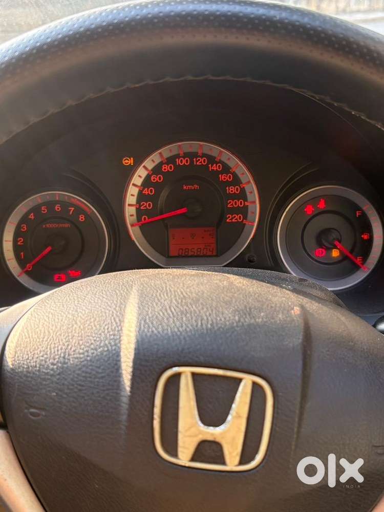 Honda City I -vtec Top Model Petrol Manual Car 2011