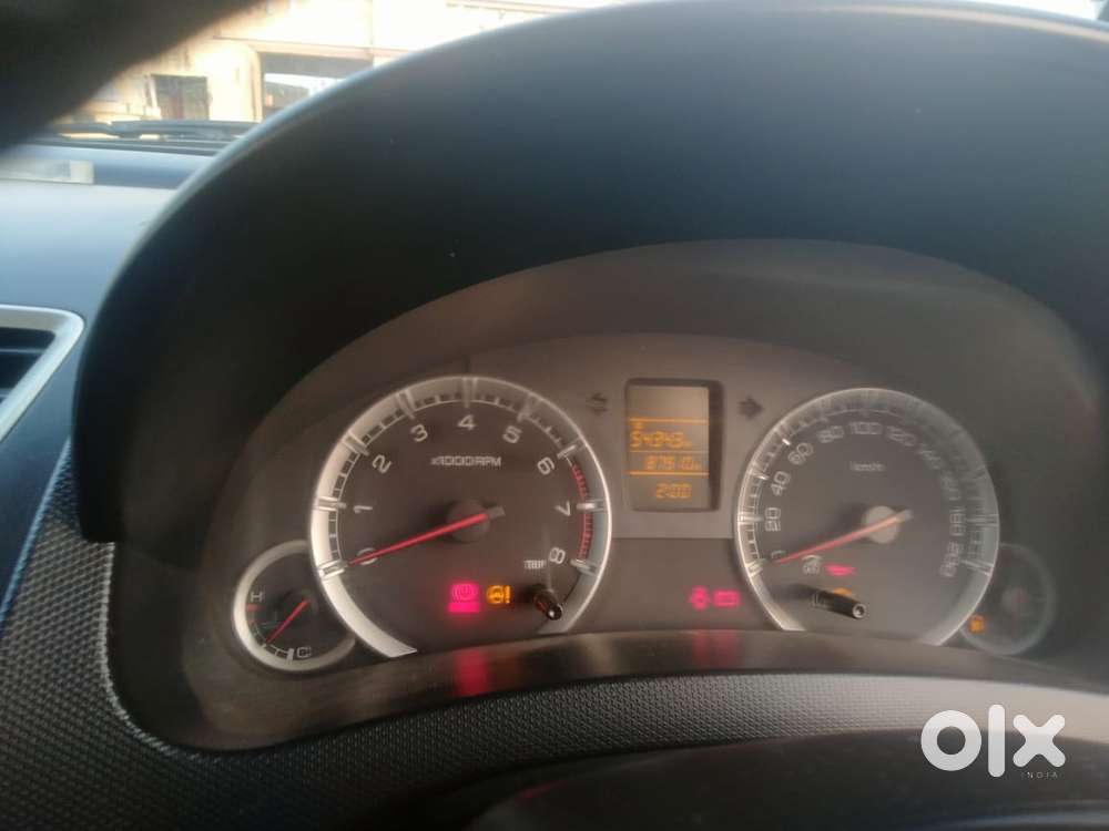 Maruti Suzuki Swift 2011-2014 Vxi, 2013, Petrol