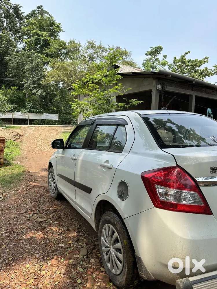 Maruti Suzuki Dzire 2015 Petrol 83295 Km Driven