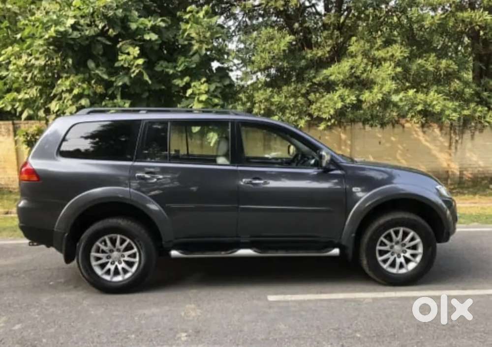 Mitsubishi Pajero Sport 2013 Diesel 136000 Km Driven