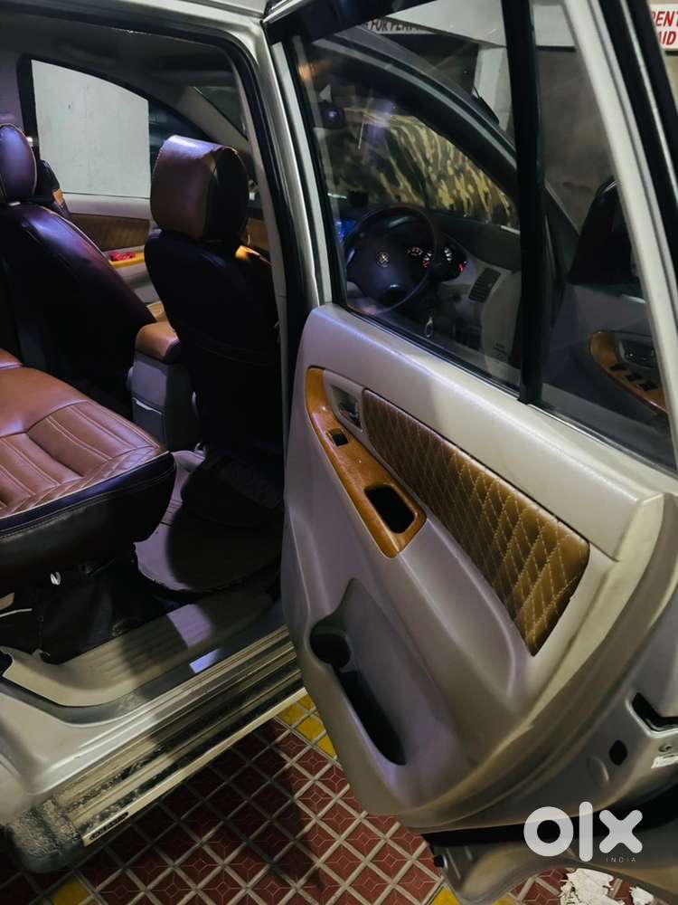 Toyota Innova 2010 Diesel 214000 Km Driven