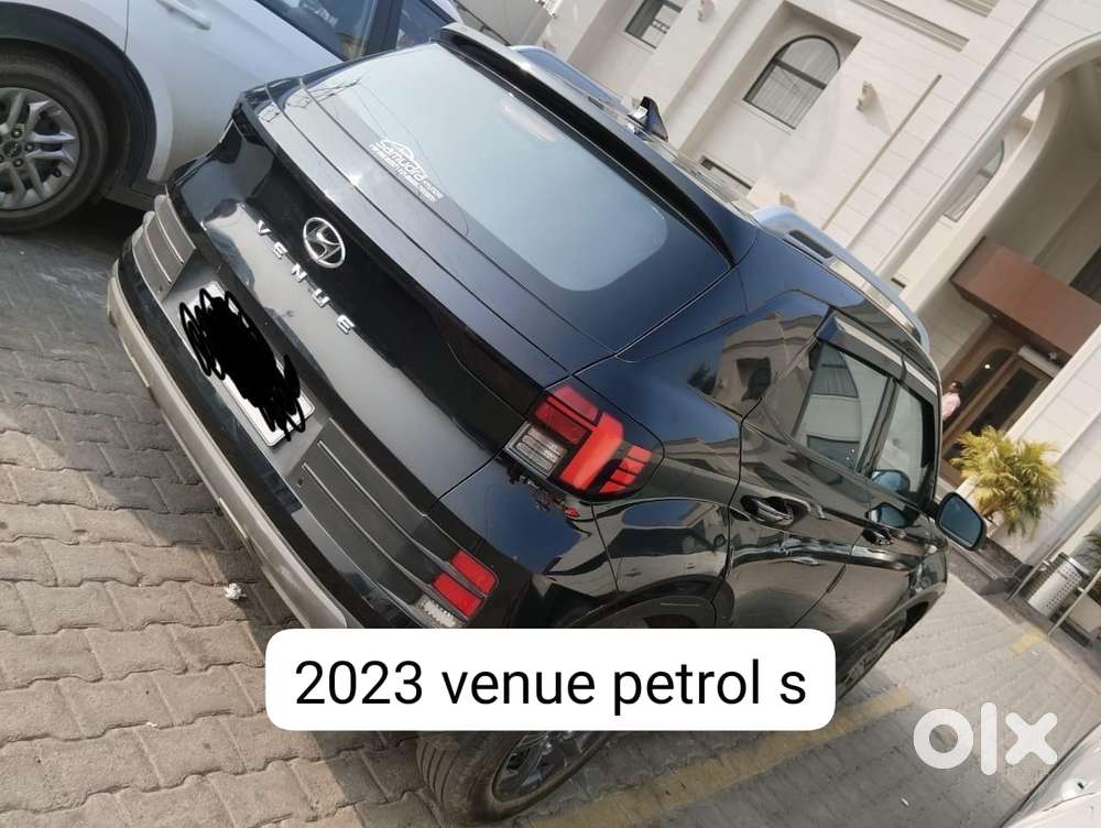 Hyundai Venue 1.0 S (o) Turbo Imt, 2023, Petrol