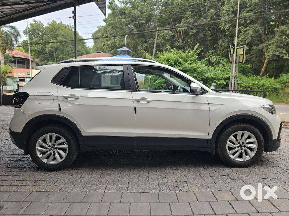 Volkswagen Taigun 1.0 Tsi Highline At, 2021, Petrol