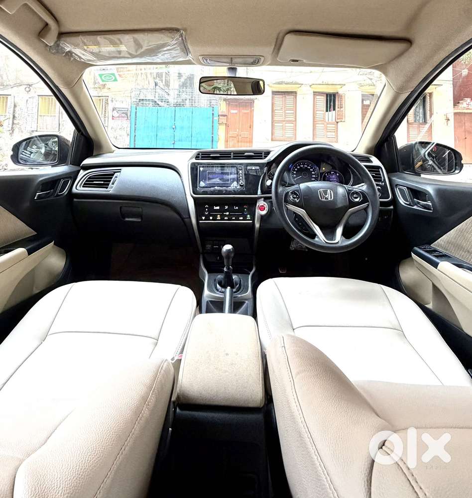 Honda City 1.5 V 4th Gen I-vtec Mt, 2017, Petrol