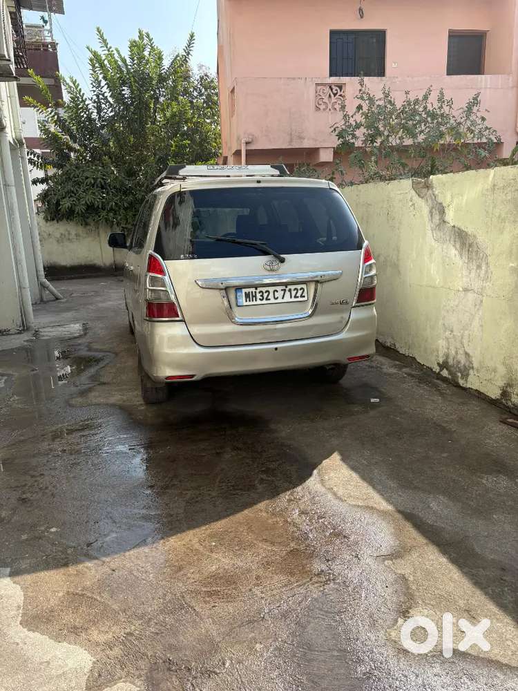 Toyota Innova 2012 Diesel Well Maintained