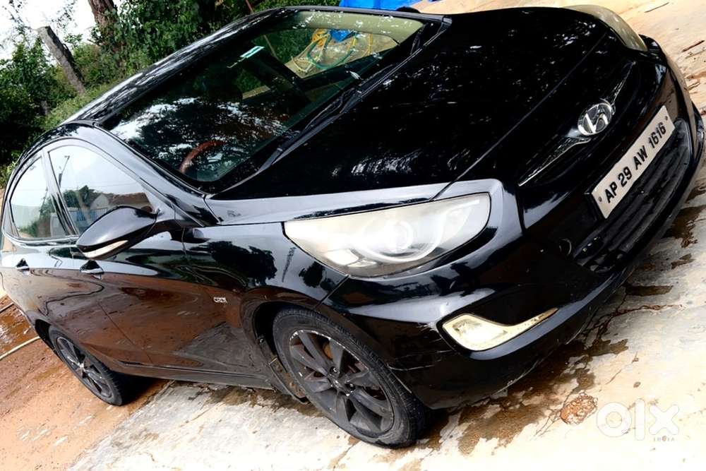 Hyundai Verna Crdi 2012
