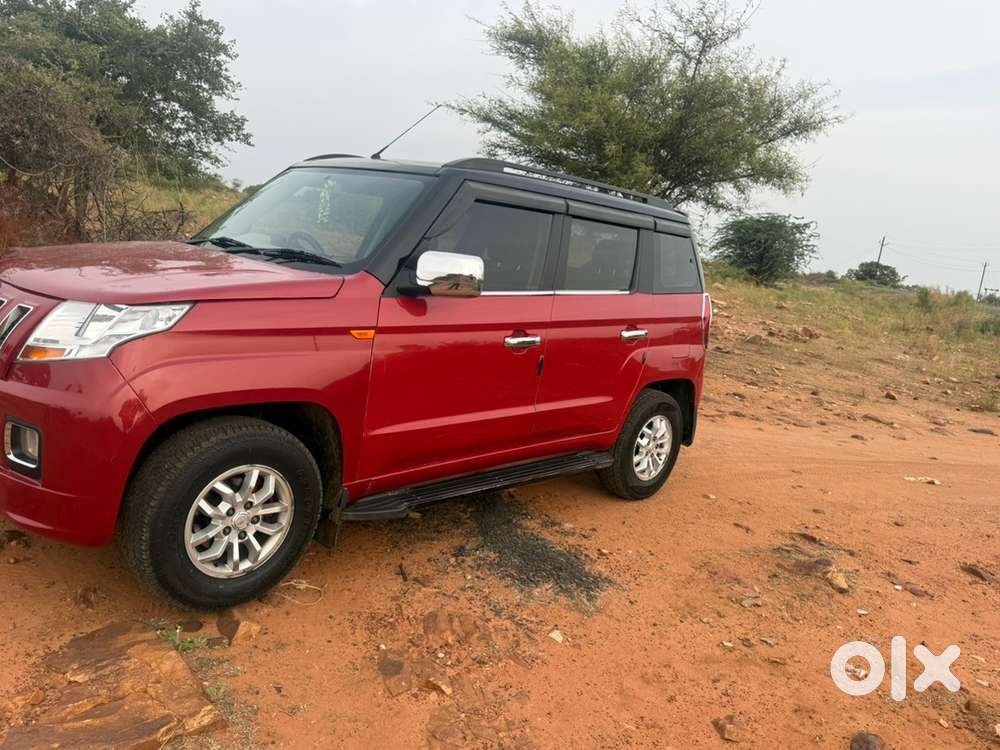 Mahindra Tuv 300 2017