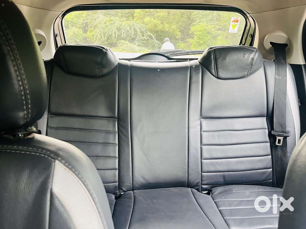 Tata Tiago, 2022, Petrol