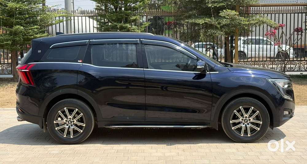 Mahindra Xuv700 2.2 Ax 7 Diesel Mt Luxury Pack Str, 2023, Diesel