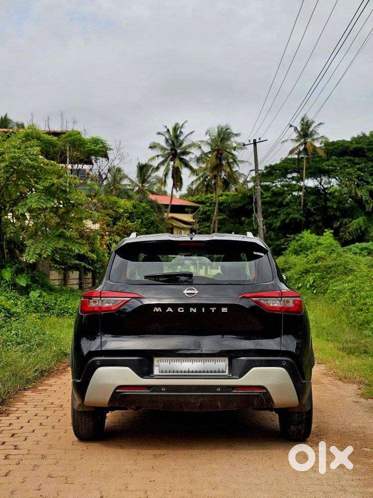Nissan Magnite 1.0 Xv, 2023, Petrol