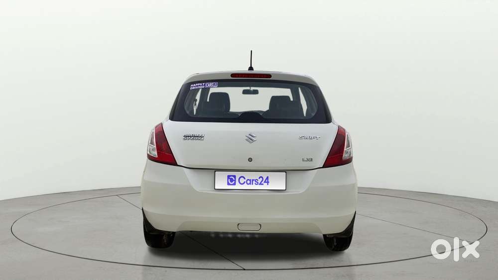 Maruti Suzuki Swift Lxi, 2015, Petrol