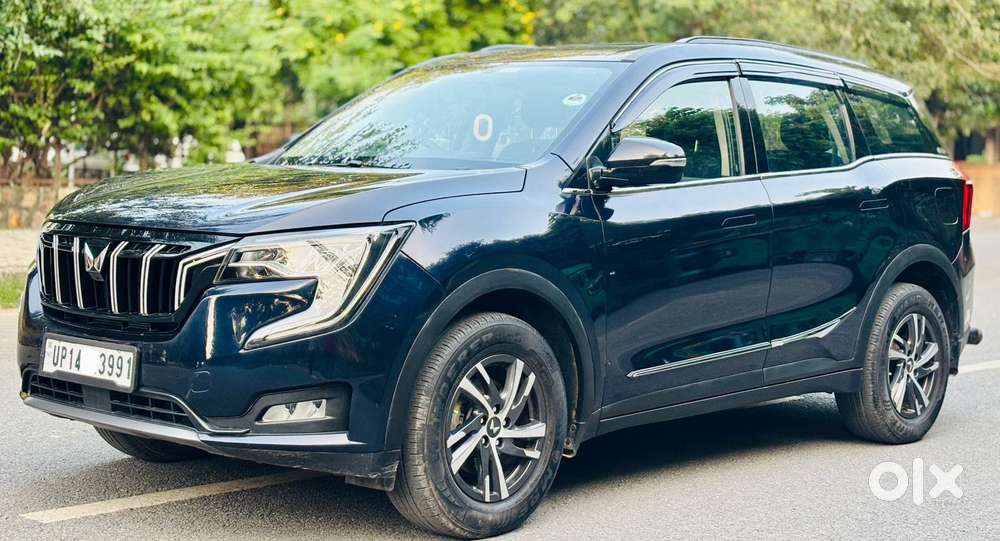 Mahindra Xuv700 Ax 5 Petrol Mt Str (e), 2022, Petrol