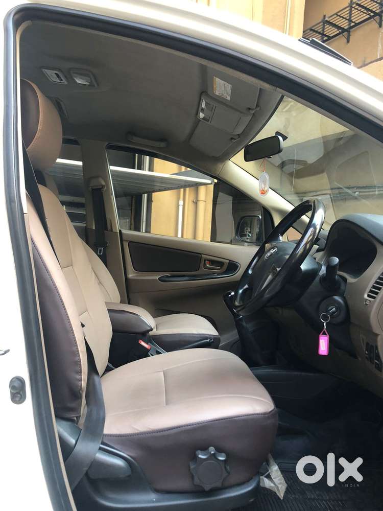 Toyota Innova 2.5 G (diesel) 8 Seater, 2016, Diesel