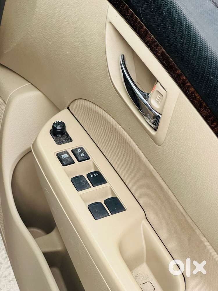 Maruti Suzuki Dzire 1.2 Vxi, 2013, Petrol