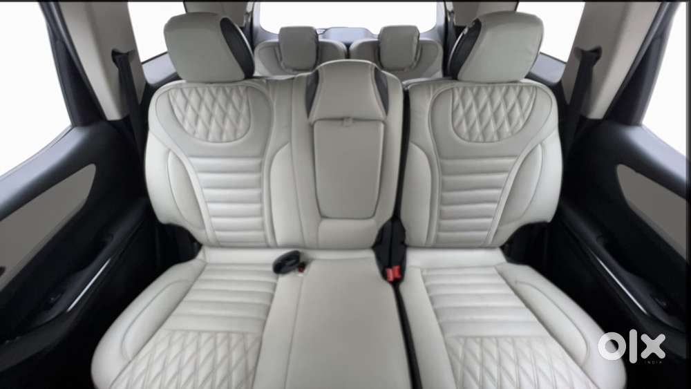 Mahindra Xuv700 2.2 Ax 5 Diesel At 7 Str, 2022, Diesel