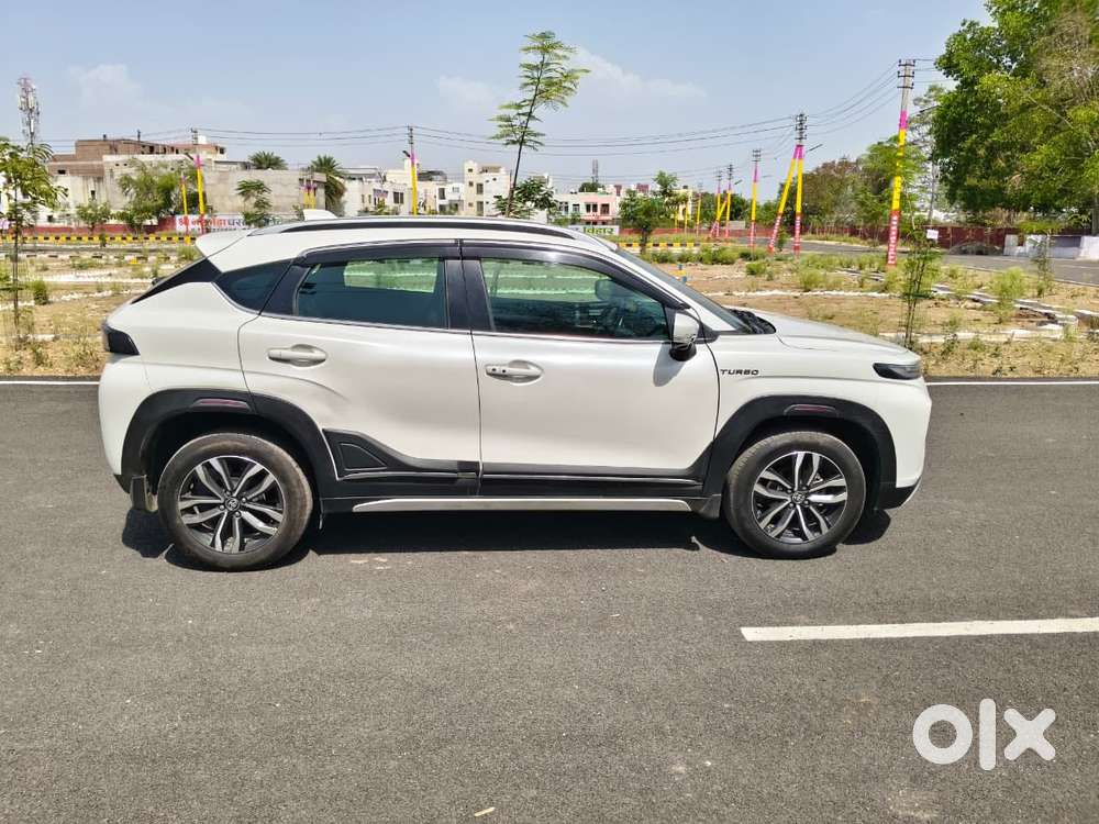 Toyota Urban Cruiser Taisor V 1.0 Petrol Mt, 2024, Petrol