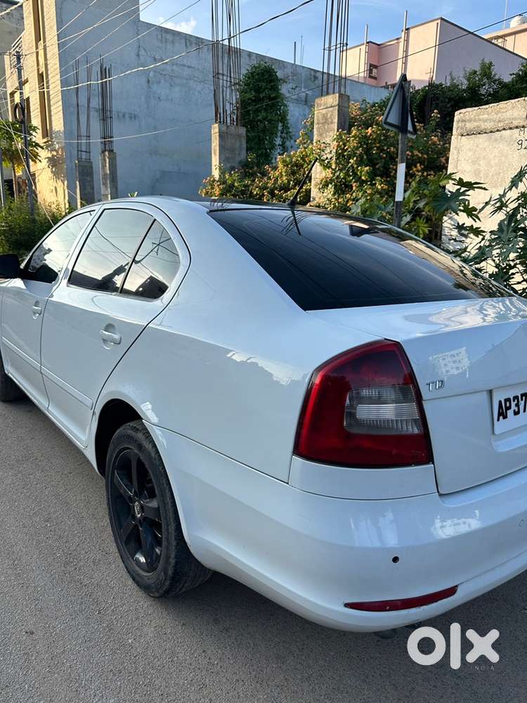 Skoda Laura 2.0 Diesel 2012