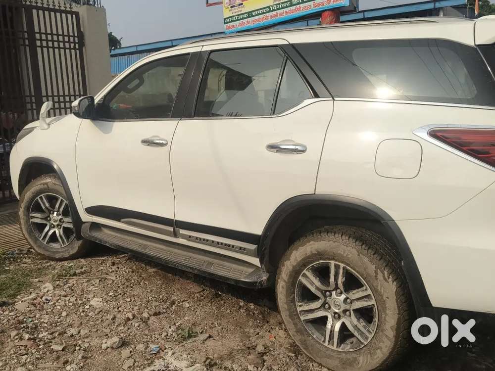 Toyota Fortuner 2018 Variant