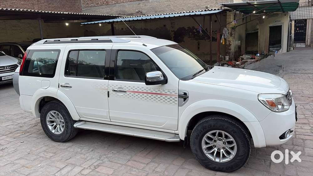 Ford Endeavour Diesel 2014 Year