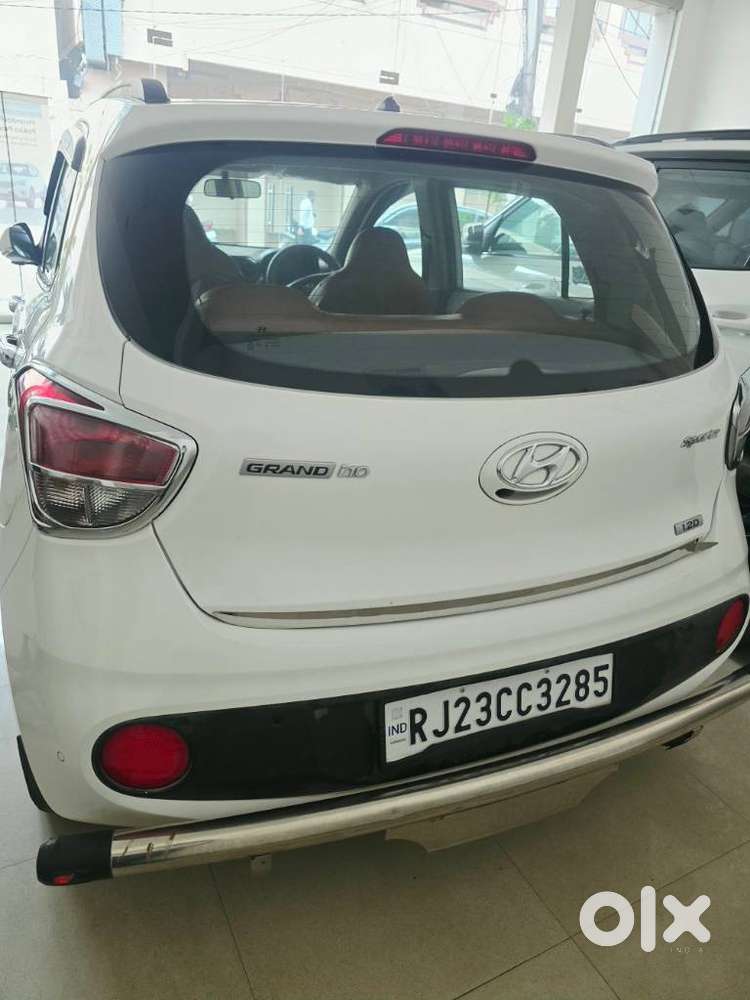 Hyundai Grand I10 1.2 Crdi Sportz Option, 2018, Diesel