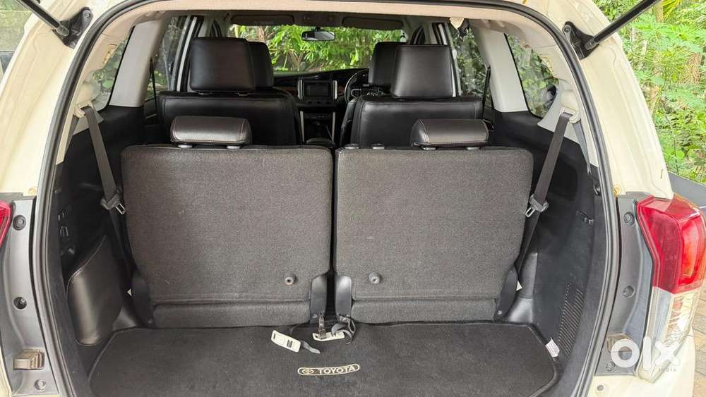 Toyota Innova Crysta 2018