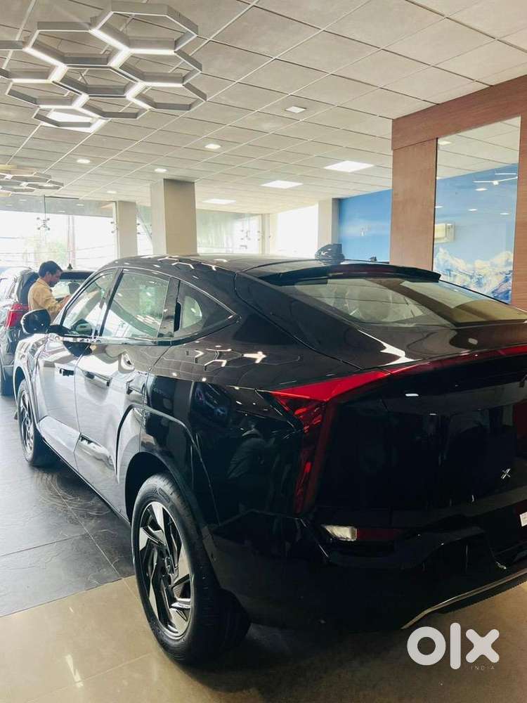 Mahindra Xev 9e 2025 Vvip Number 000 Single Electric Well Maintained