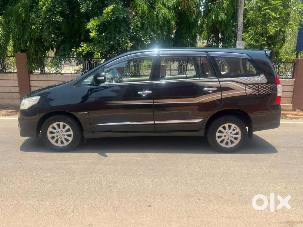 Toyota Innova 2.5 Z Diesel 7 Seater, 2014, Diesel