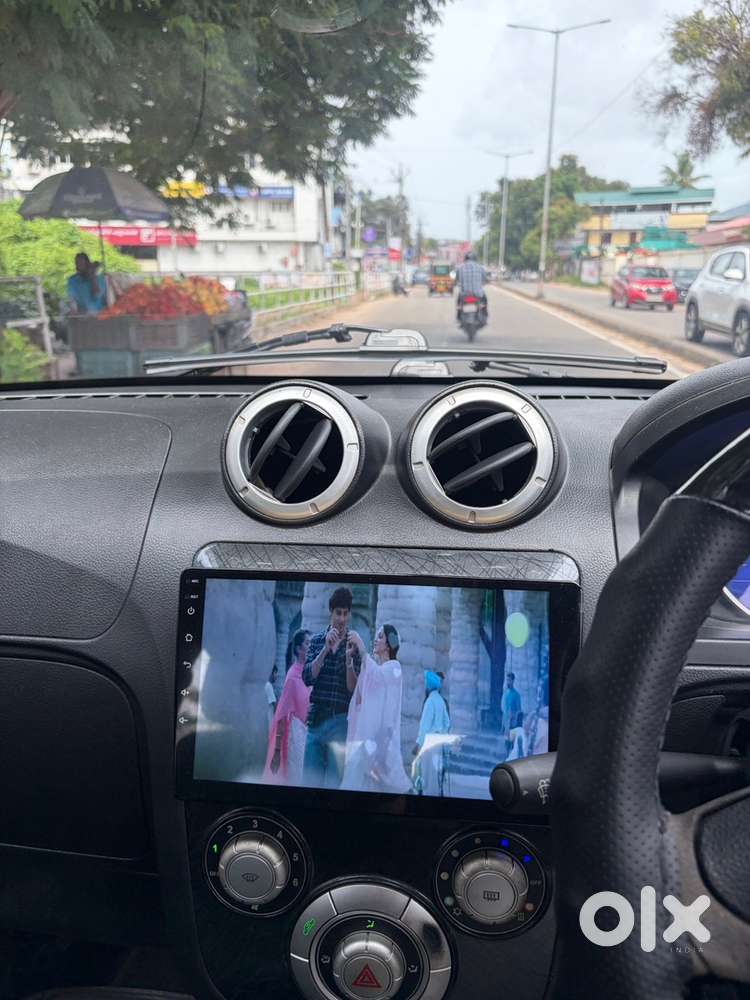 Mahindra E2o Reva Electric