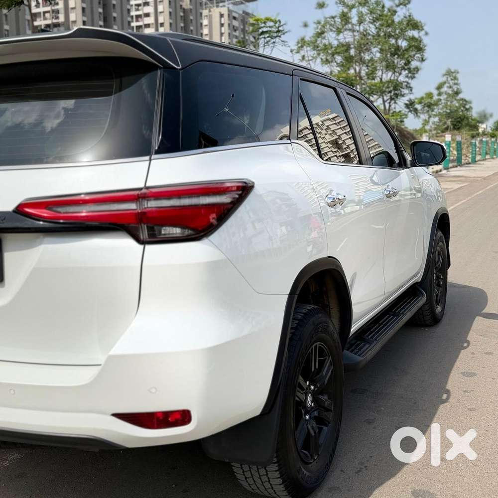 Toyota Fortuner Legender 4x2 At 2.8, 2025, Diesel