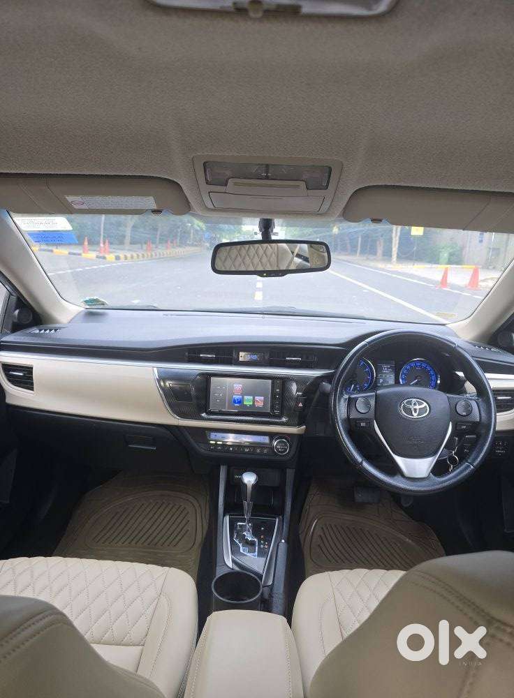 Toyota Corolla Altis G At, 2014, Petrol
