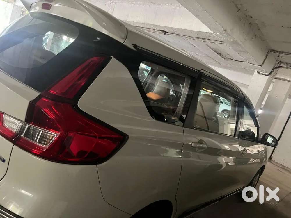 Maruti Suzuki Ertiga 2018 December Petrol 23666 Km Driven