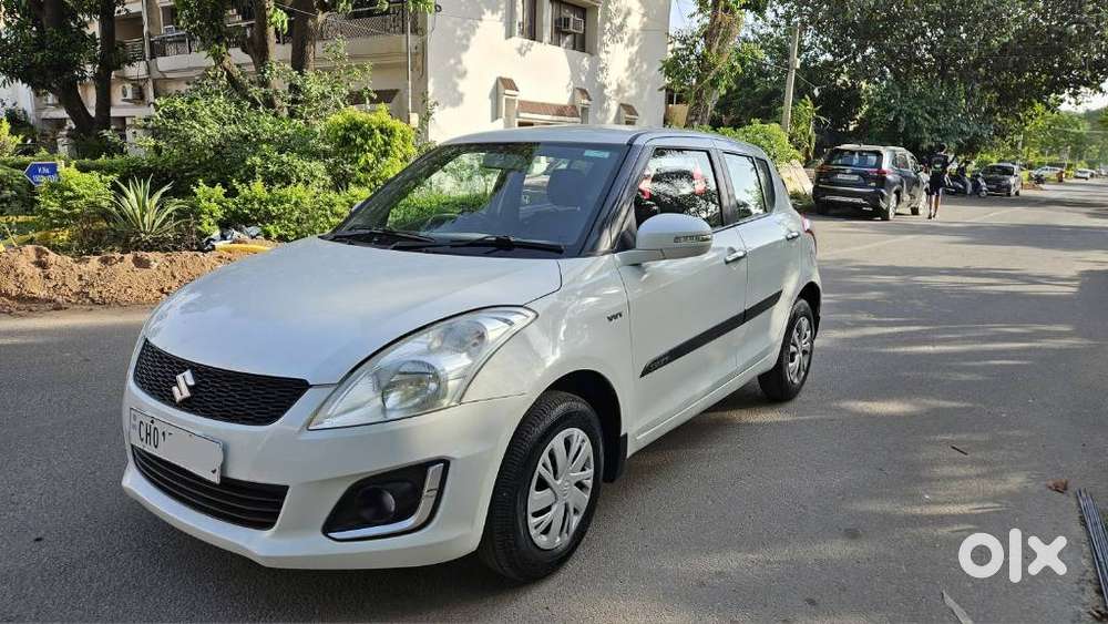 Maruti Suzuki Swift Vxi Optional, 2016, Petrol
