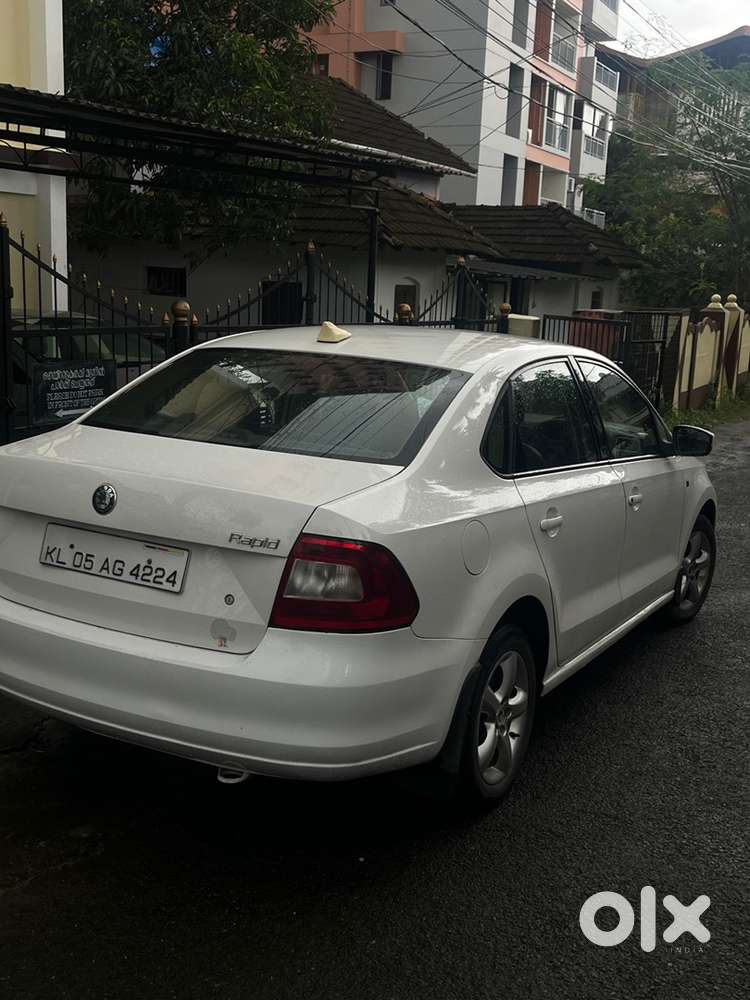 Skoda Rapid 2013  Second Owner