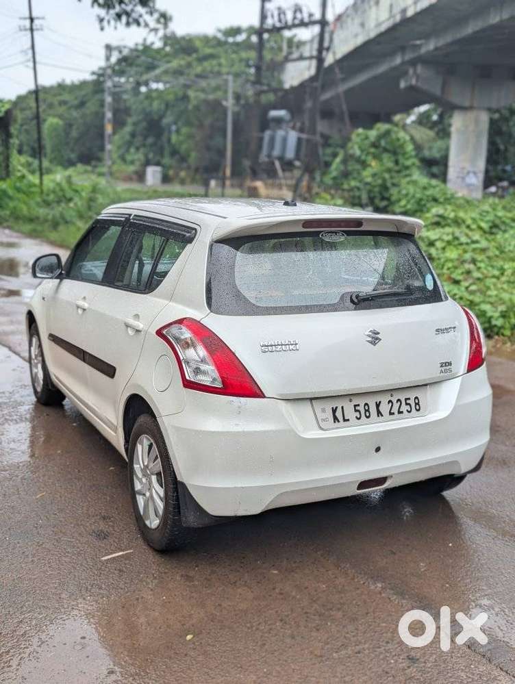 Maruti Suzuki Swift Zdi, 2013, Diesel